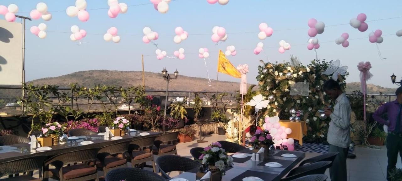 Hotel Accord Premier Raigarh Exteriér fotografie