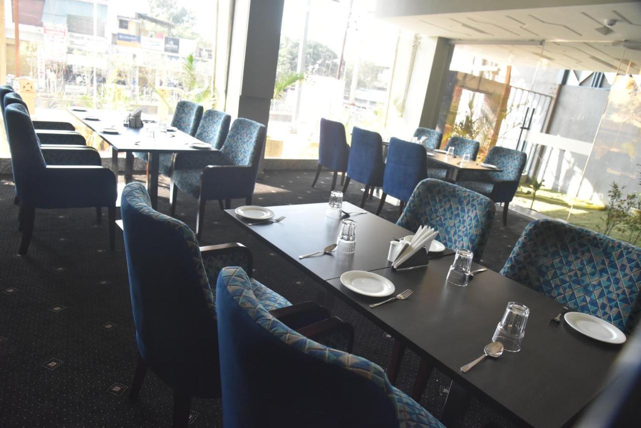 Hotel Accord Premier Raigarh Exteriér fotografie