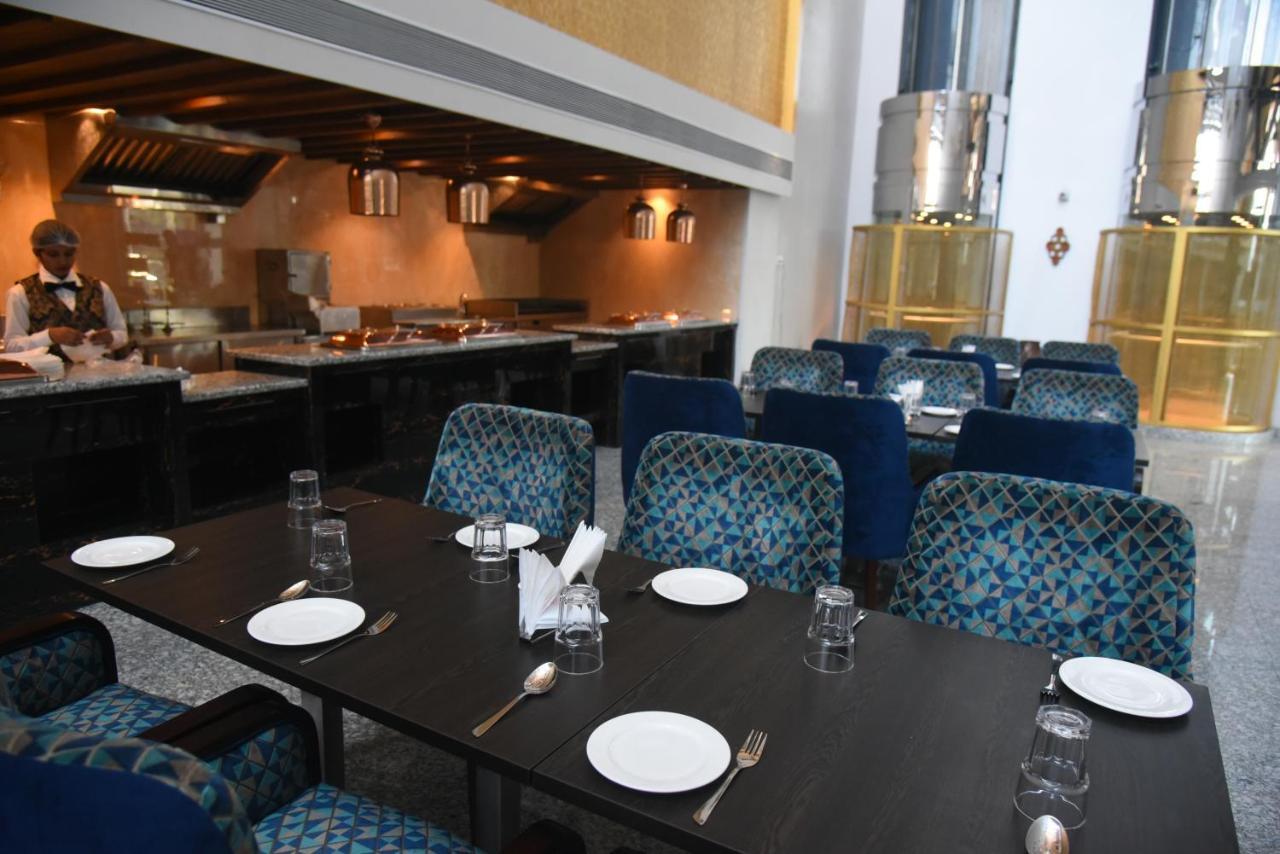 Hotel Accord Premier Raigarh Exteriér fotografie